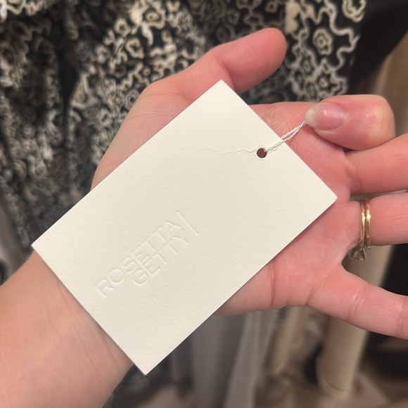 ROSETTA GETTY BNWT SZ M
Asymmetric twist-front printed stretch-velvet dress - Picture 6 of 6